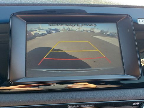 Used 2018 Kia Niro LX image 24