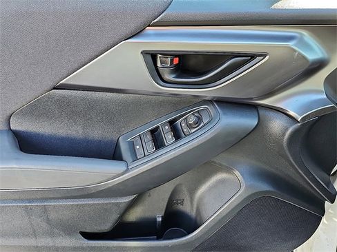 Used 2024 Subaru Impreza 2.0i image 12