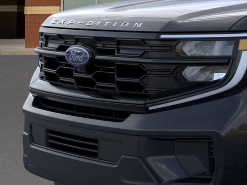 New 2026 Ford Expedition Active RWD image 17