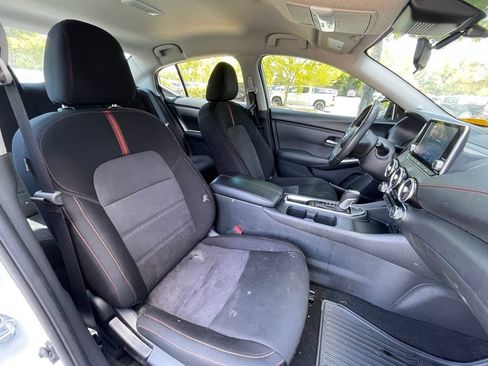 Used 2024 Nissan Sentra SR FWD image 30