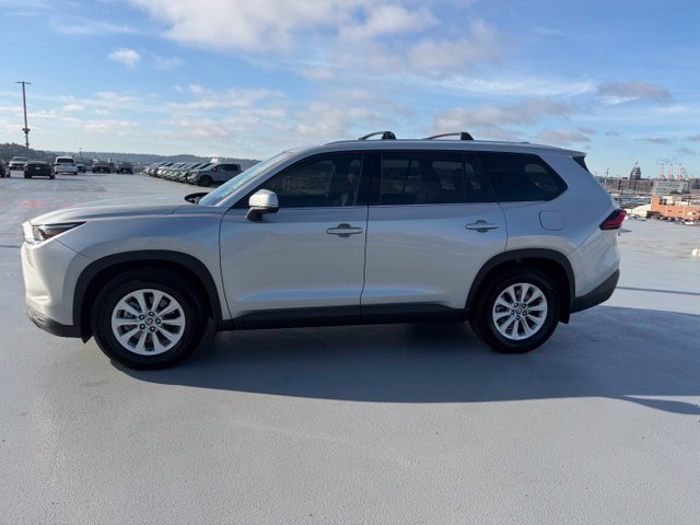 Certified 2024 Toyota Grand Highlander AWD image 10