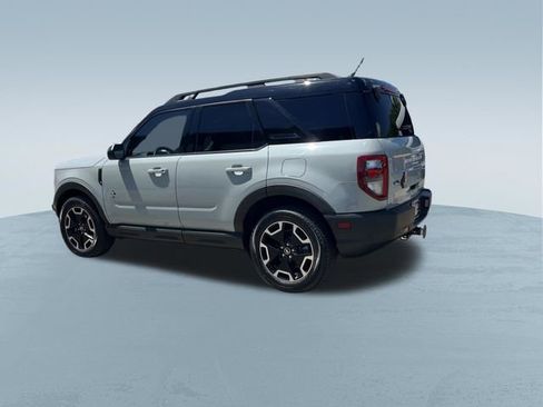 Used 2022 Ford Bronco Sport Outer Banks w/ Tech Package AWD/4WD image 8