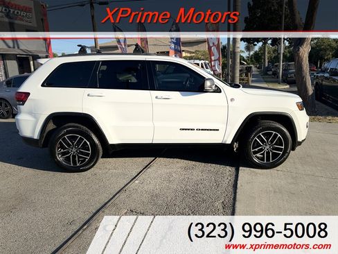 Used 2018 Jeep Grand Cherokee Trailhawk w/ Trailhawk Luxury Group AWD/4WD image 8