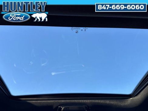 Used 2023 BMW M340i xDrive w/ Premium Package image 17