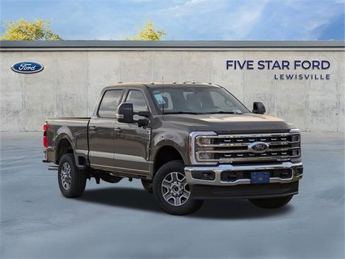 New 2026 Ford F250 Lariat w/ FX4 Off-Road Package image 2