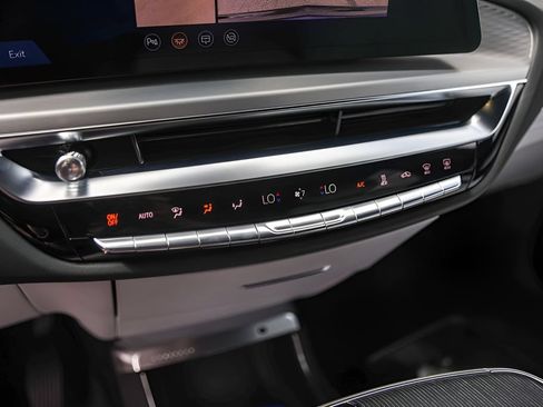Certified 2025 Cadillac Lyriq Sport w/ LPO, Floor Liner Package AWD/4WD image 16