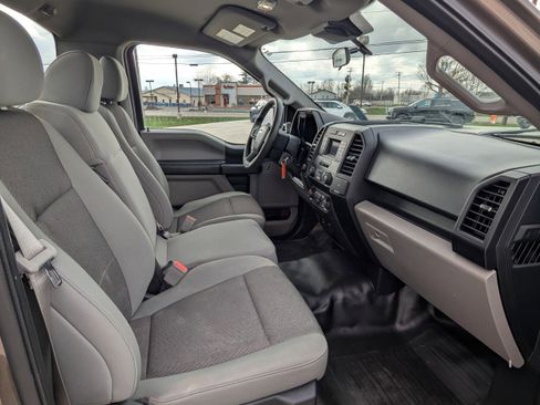 Used 2019 Ford F150 XL w/ Equipment Group 101A Mid AWD/4WD image 8