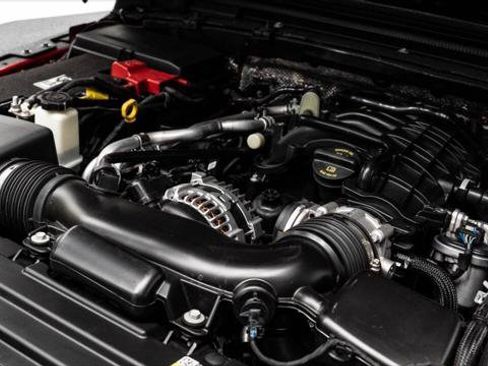 Used 2025 Jeep Gladiator Sport image 50