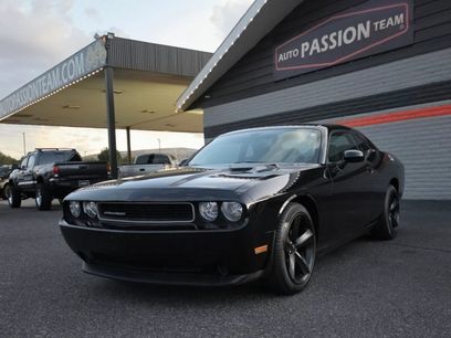 Used 2014 Dodge Challenger SXT