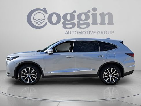 Used 2026 Acura MDX FWD w/ Technology Package image 3