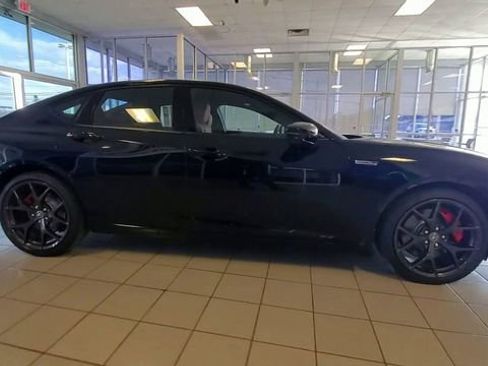 Used 2023 Acura TLX Type S image 9