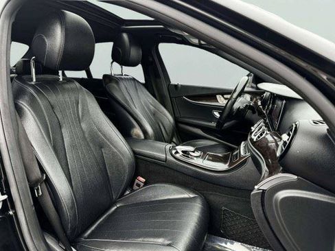 Used 2019 Mercedes-Benz E 300 w/ Premium 1 Package image 48