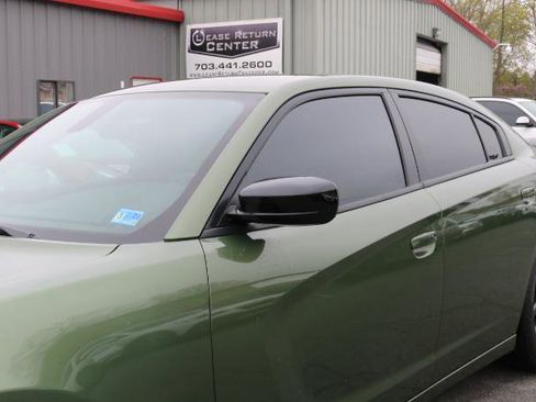 Used 2021 Dodge Charger SXT w/ Blacktop Package RWD image 4