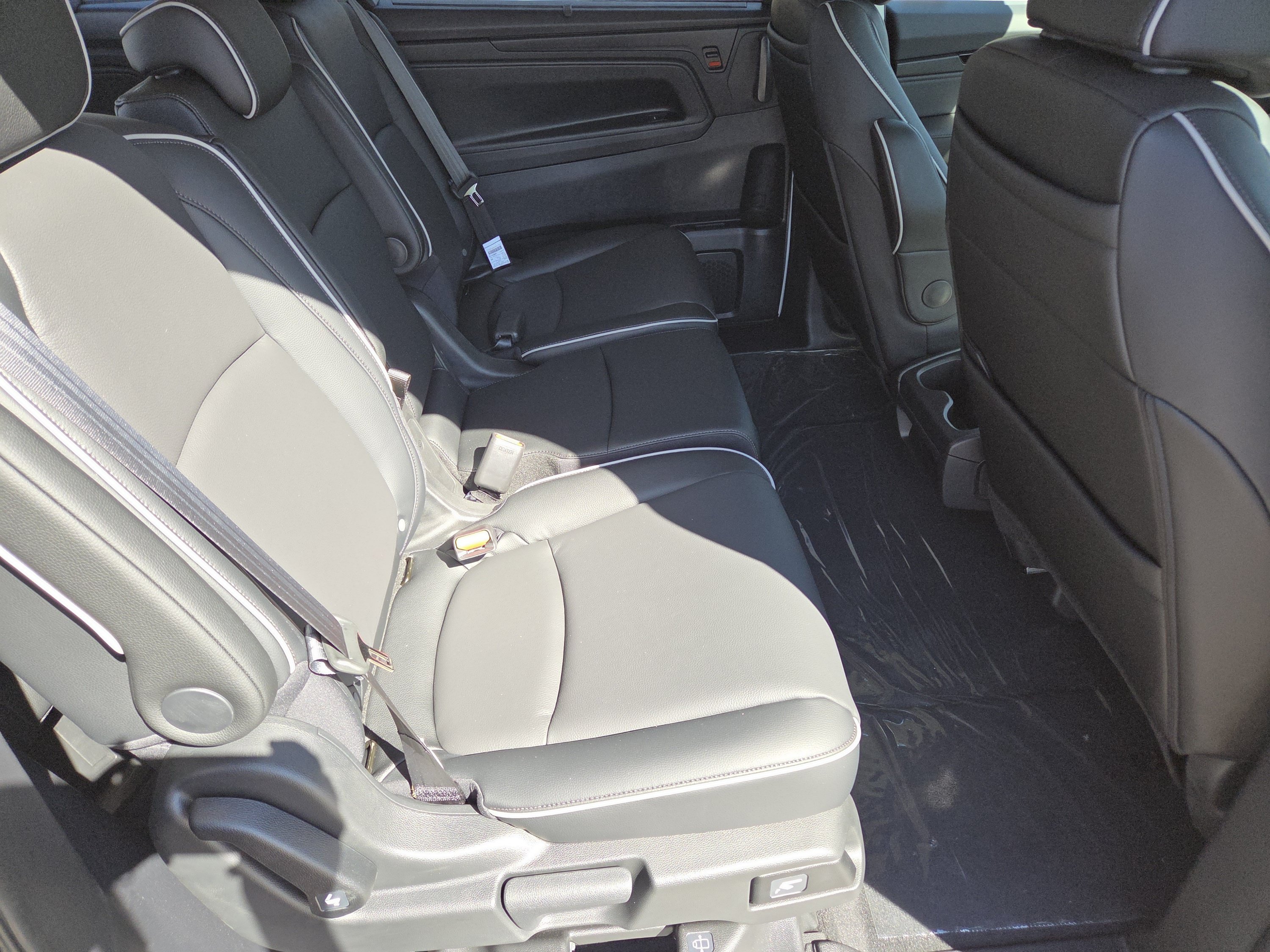 New 2027 Honda Odyssey Touring image 29