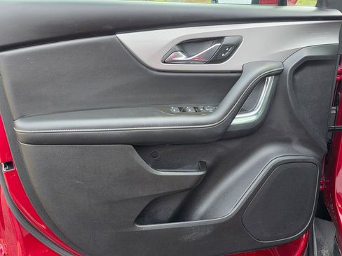 Used 2025 Chevrolet Blazer LT image 12