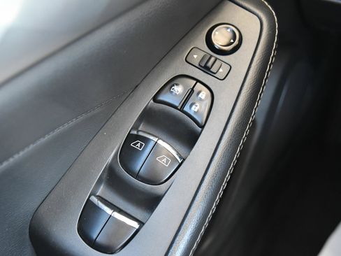 Used 2023 Nissan Maxima SV w/ Floor Mat Group FWD image 32