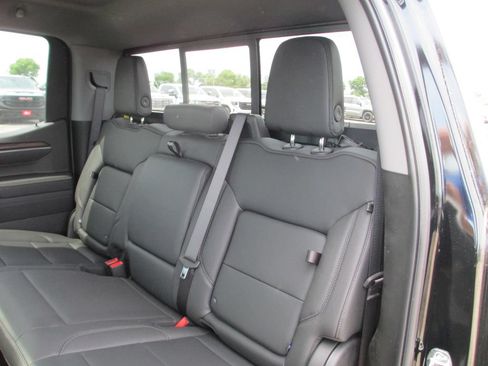 New 2026 GMC Sierra 1500 SLT w/ SLT Premium Plus Package AWD/4WD image 16