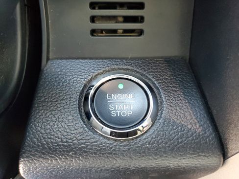 Used 2017 Ford F250 Lariat w/ Lariat Ultimate Package image 24