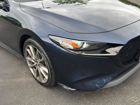 Used 2019 MAZDA MAZDA3 AWD Hatchback image 8