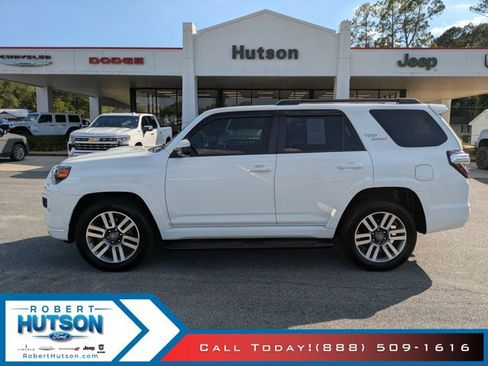 Used 2022 Toyota 4Runner TRD Sport AWD/4WD image 1