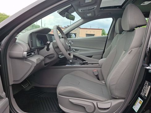 New 2026 Hyundai Elantra SEL Sport Premium FWD image 7