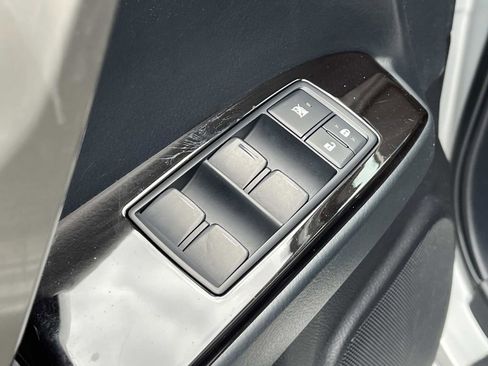 Used 2015 Lexus GX 460 w/ Navigation Package image 27