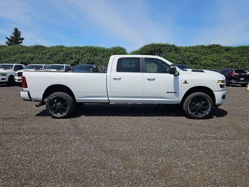 New 2026 RAM 3500 Laramie w/ Night Edition AWD/4WD image 8