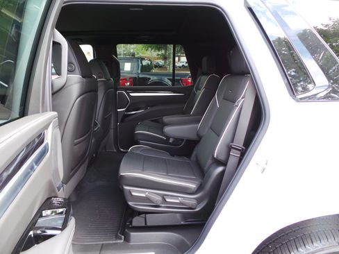 Used 2026 Cadillac Escalade Sport w/ LPO, ONYX Package AWD/4WD image 37