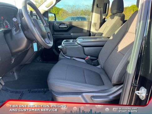 Used 2021 Chevrolet Silverado 1500 Custom image 9