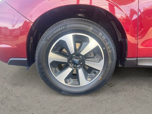 Used 2017 Subaru Forester 2.5i w/ Alloy Wheel Package image 14