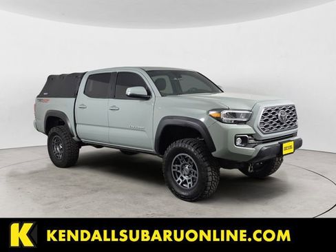 Used 2022 Toyota Tacoma TRD Off-Road image 7