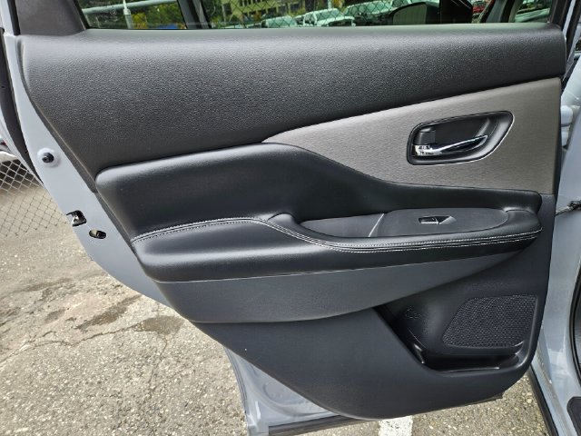 Used 2024 Nissan Murano SL AWD/4WD image 19