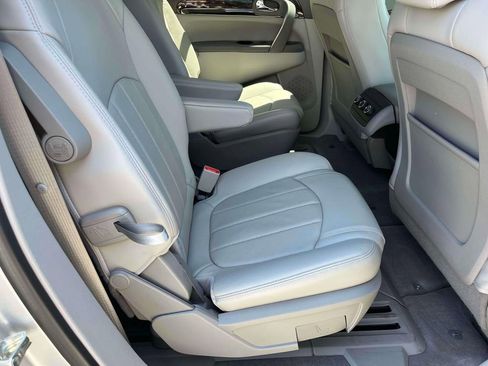 Used 2014 Buick Enclave Leather w/ Trailering Provision Package FWD image 21
