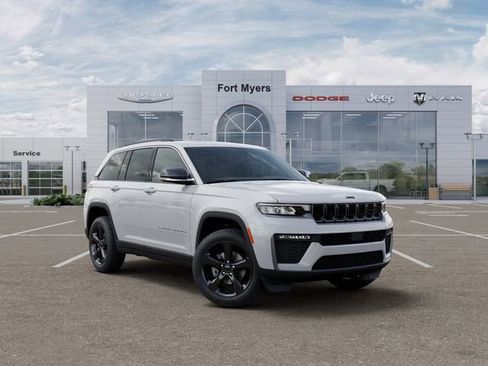 New 2026 Jeep Grand Cherokee Limited w/ Limited Altitude Package image 5