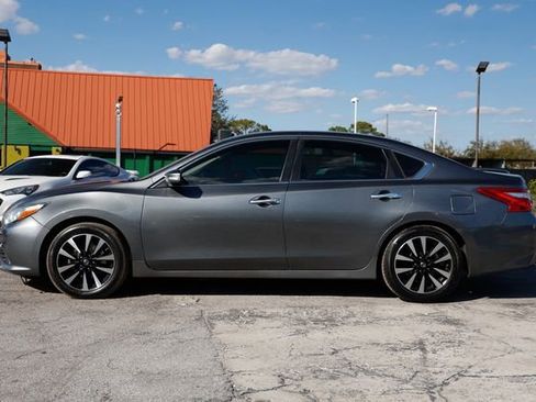 Used 2017 Nissan Altima 2.5 SL image 5