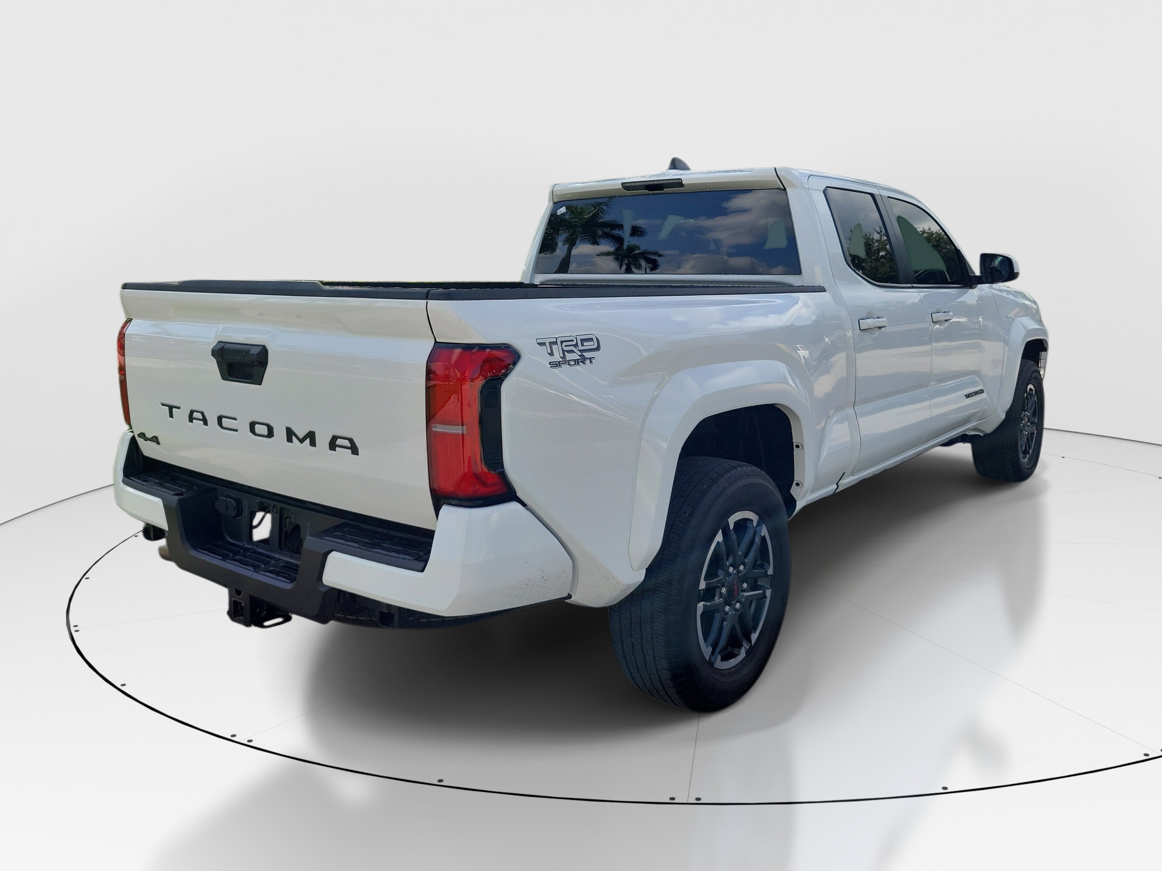 Certified 2025 Toyota Tacoma TRD Sport AWD/4WD image 7