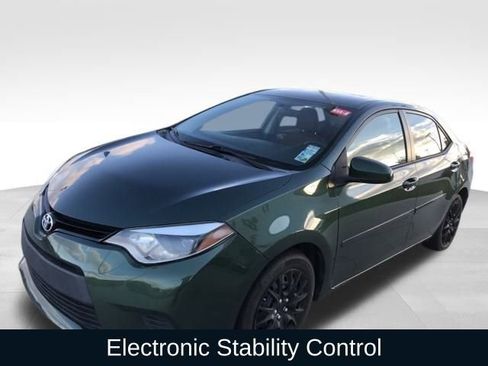 Used 2014 Toyota Corolla LE image 11