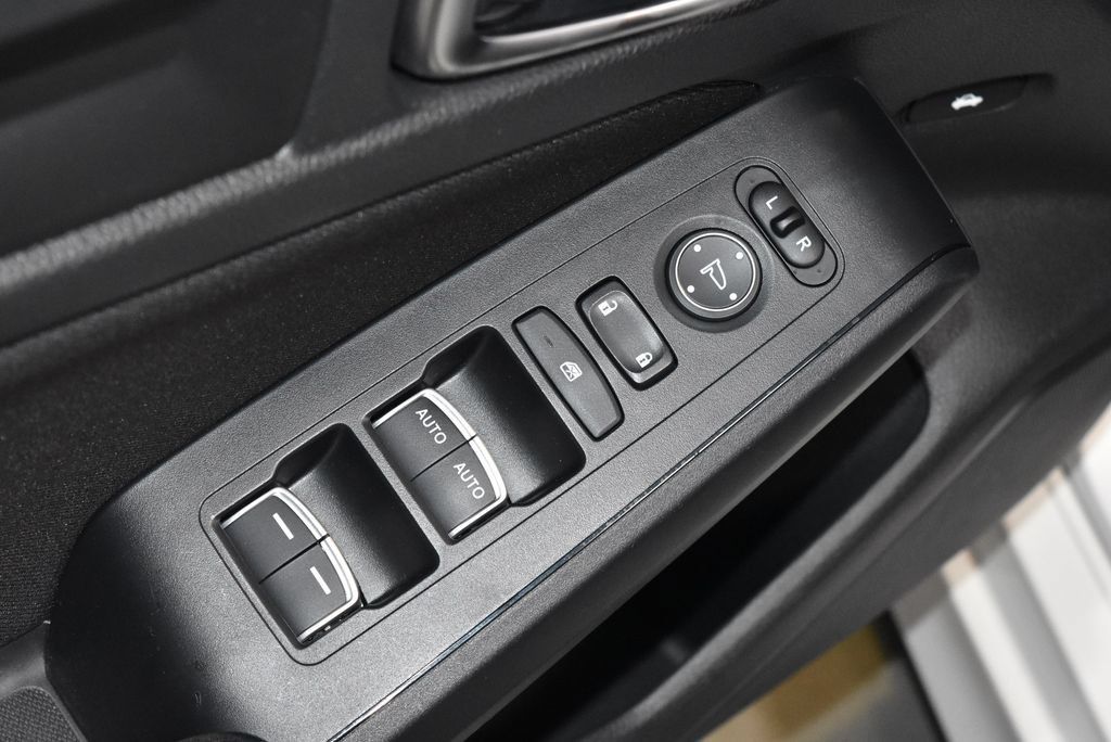 Used 2024 Honda Civic Sport image 5