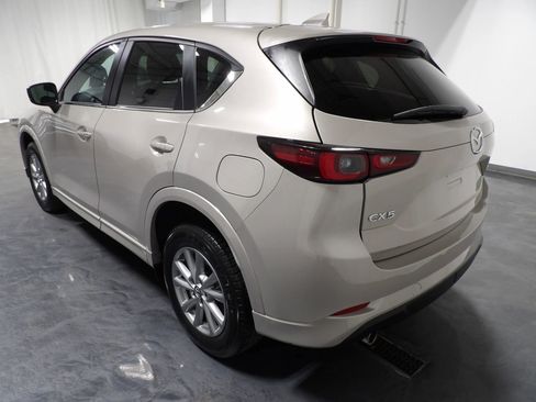 Used 2024 MAZDA CX-5 AWD 2.5 S w/ Select Package image 7