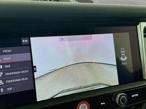 Certified 2026 Porsche Macan image 16