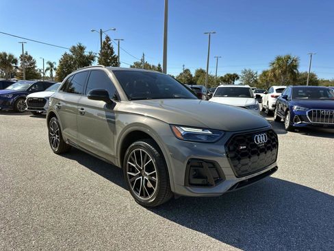 Used 2023 Audi SQ5 Premium Plus w/ Premium Plus Package image 7