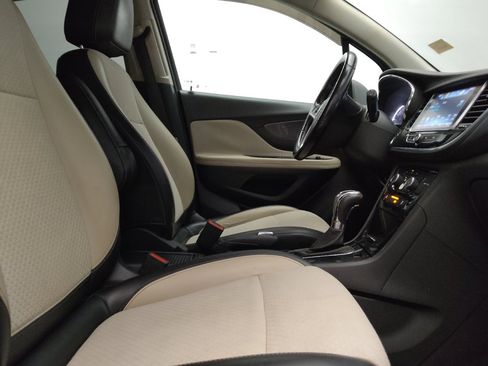 Used 2019 Buick Encore Preferred FWD image 21