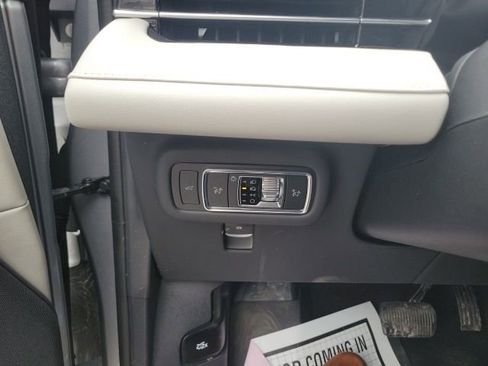 Certified 2024 Lincoln Nautilus Reserve w/ Equipment Group 202A image 42