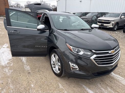Used 2020 Chevrolet Equinox Premier image 34