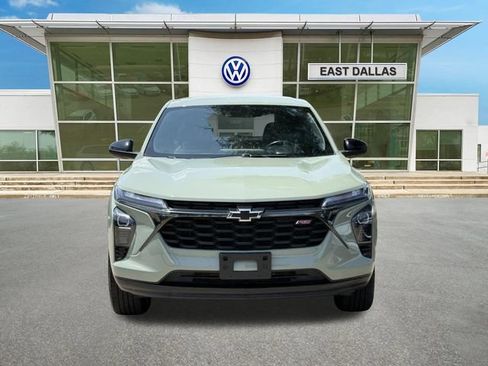 Used 2024 Chevrolet Trax RS w/ Driver Confidence Package FWD image 6