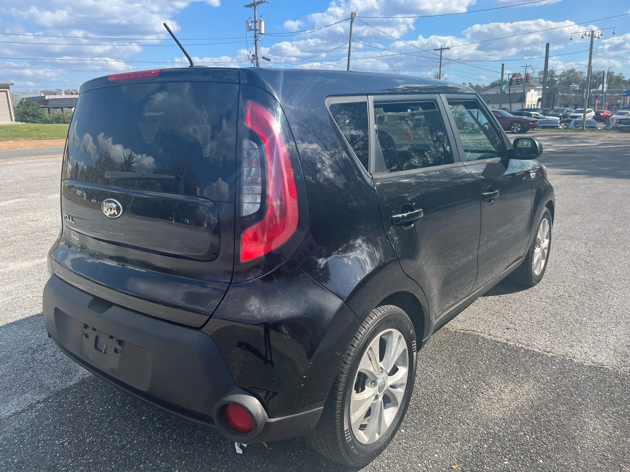 Used 2015 Kia Soul + FWD image 5
