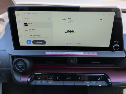 New 2026 Toyota Prius Plug-In Hybrid FWD image 21