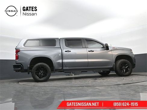 Used 2022 Chevrolet Silverado 1500 LT Trail Boss w/ LT Trail Boss Premium Package image 37