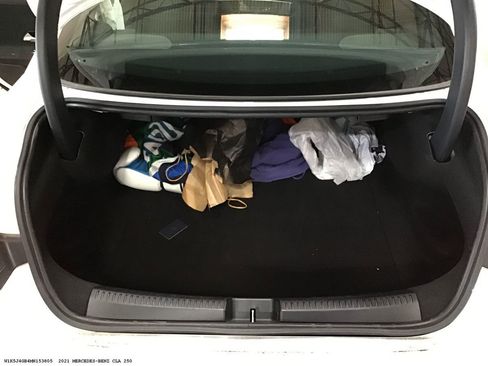 Used 2021 Mercedes-Benz CLA 250 image 14