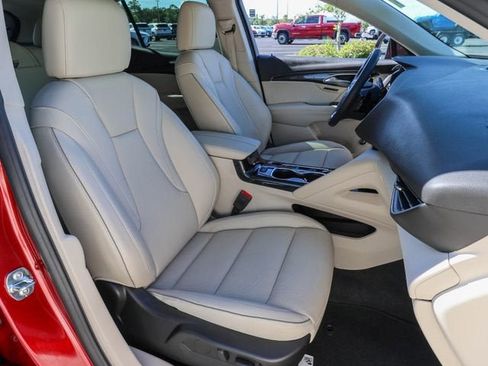 Used 2023 Buick Envision Essence AWD/4WD image 22